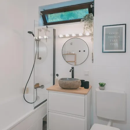 Cozy Bergzeit 230 - Mountain View, Stylish, Familyfriendly 아파트 *