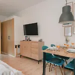 Cozy Bergzeit 230 - Mountain View, Stylish, Familyfriendly * Бад Гоисерн